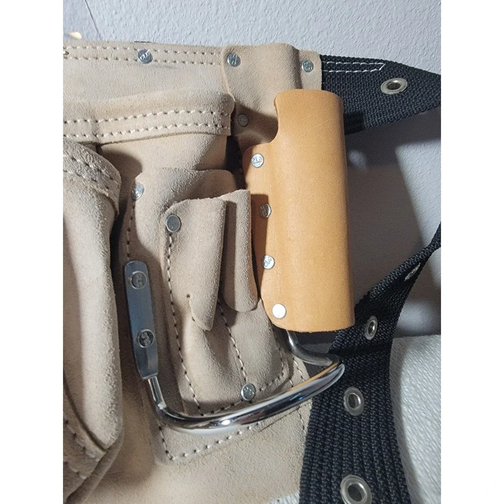 Custom LeatherCraft brand new